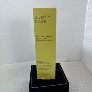 Sunny Daze Facial Gel Enzyme Scrub